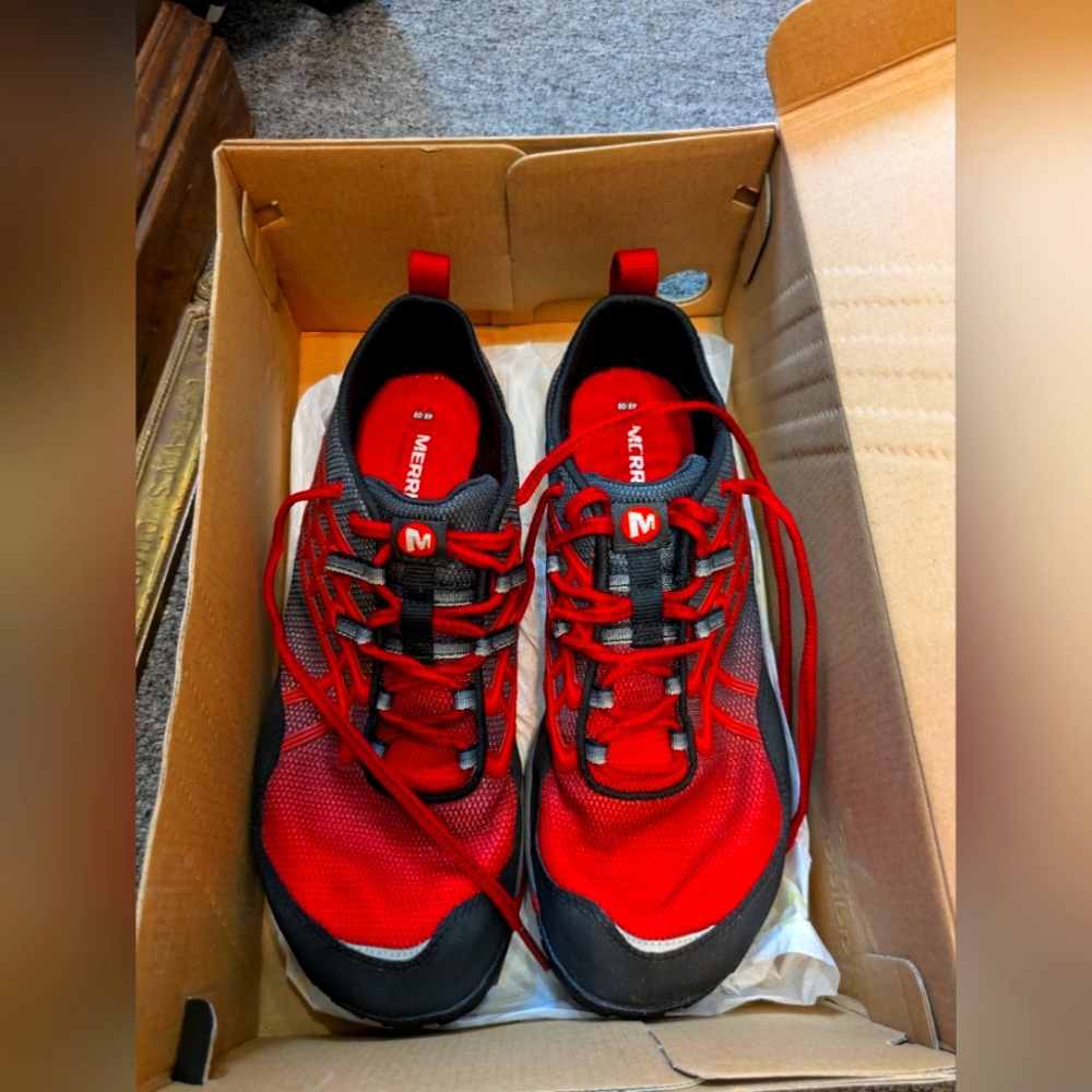 Merrell Crimson Performance Show. Size 10